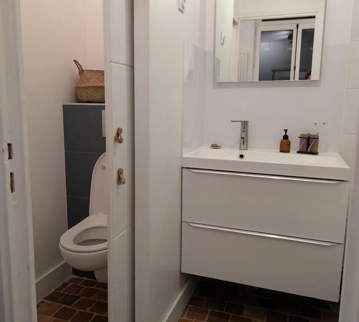 Charming T2 With Balcony In Lille-Centre Apartment