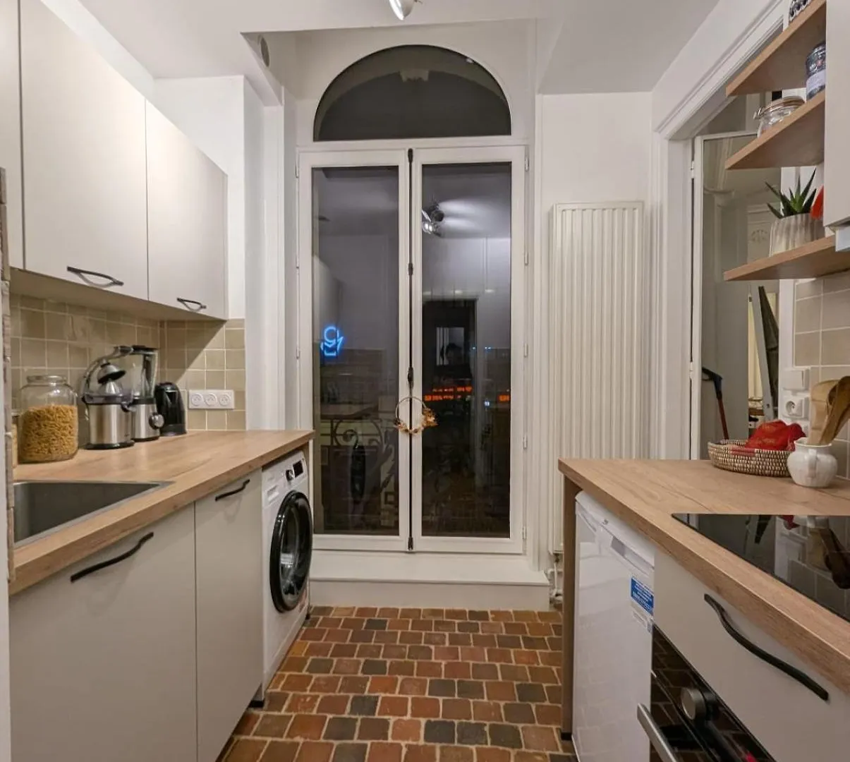 Charming T2 With Balcony In Lille-Centre Apartment 0*, Lille